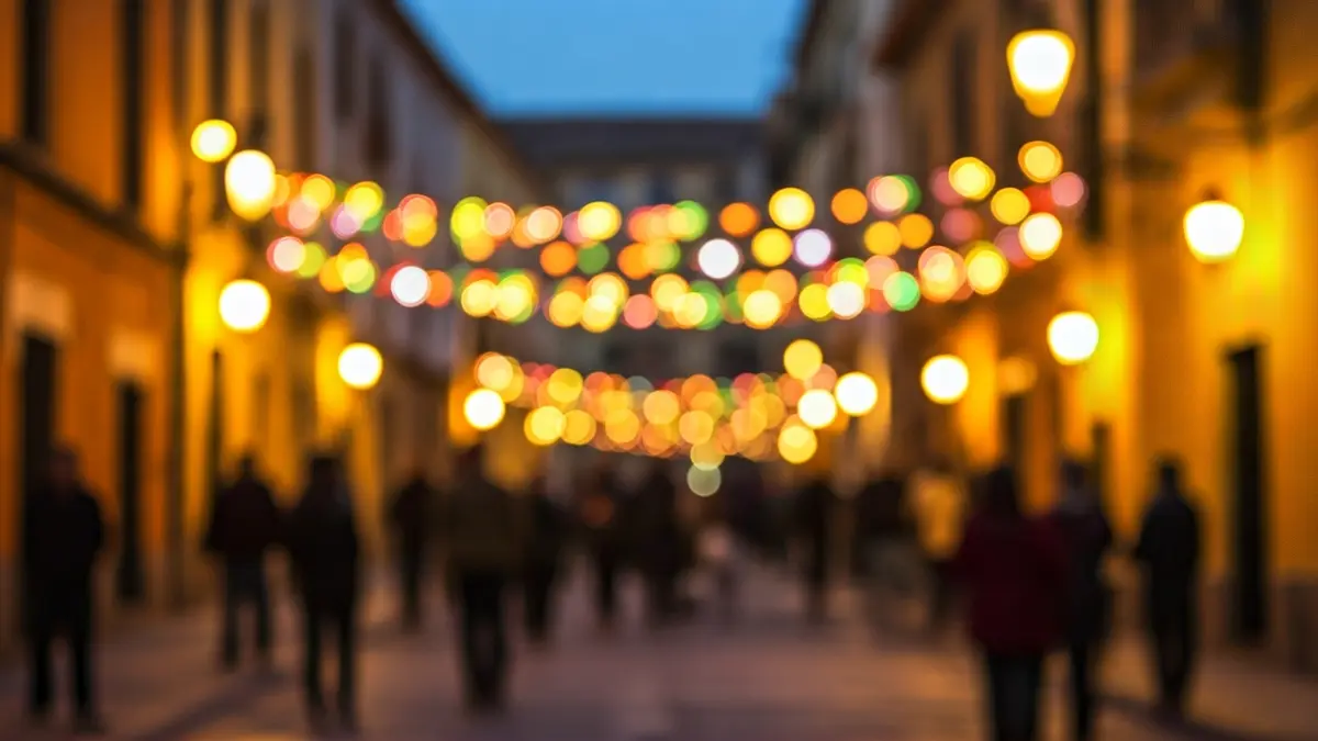 Imagen genérica de una feria andaluza con farolillos y ambiente festivo.
