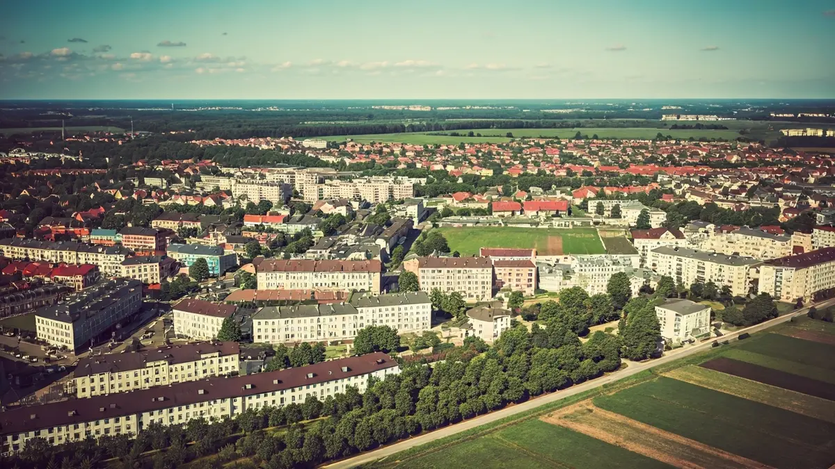 Imagen aérea de Alcorcón en la década de 1950, mostrando su desarrollo urbano inicial.