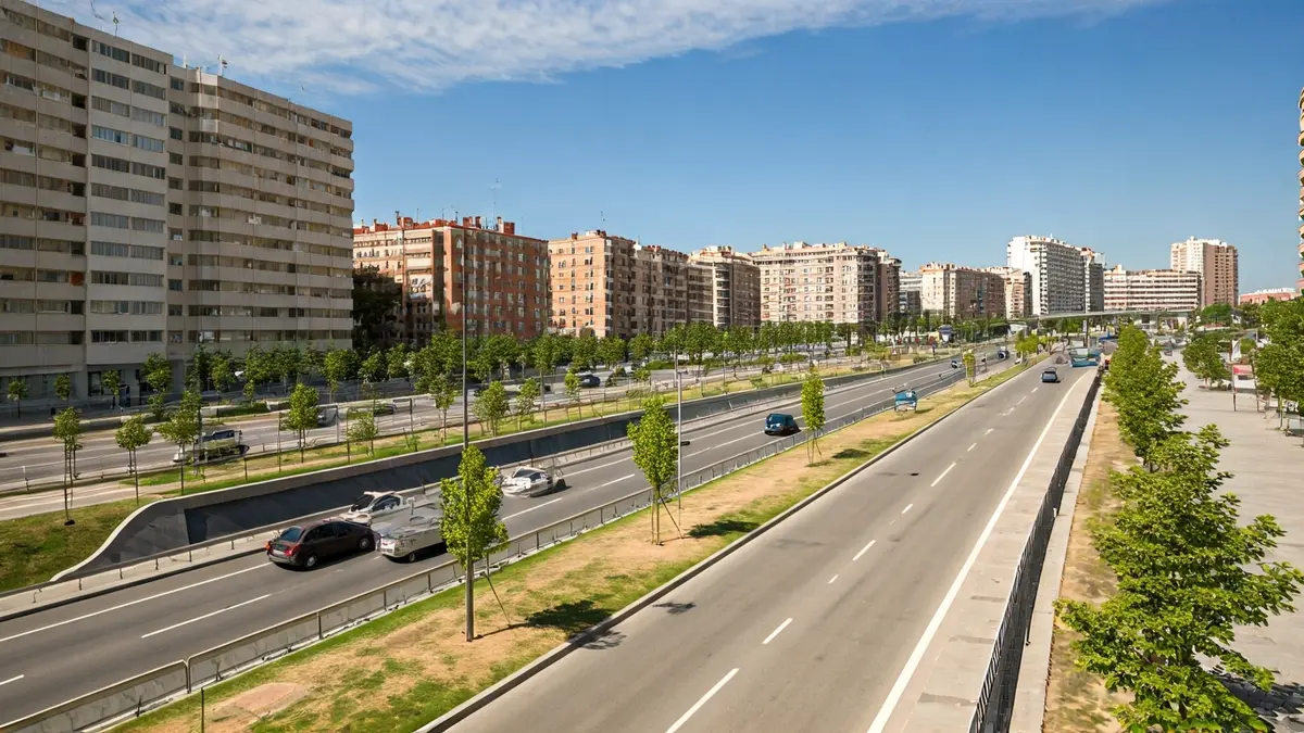 Urban development plans for Getafe, showing an underground passage and the renovation of the bullring.