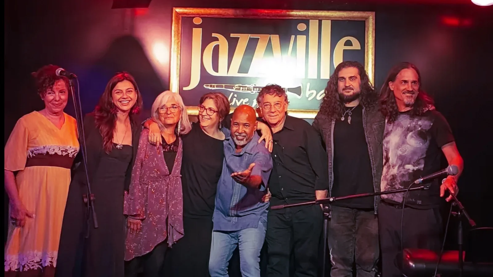 Gonzalo Escarpa presenta en Jazzville una nueva edición de Ética y Poética impulsada por la Plataforma del Voluntariado 
