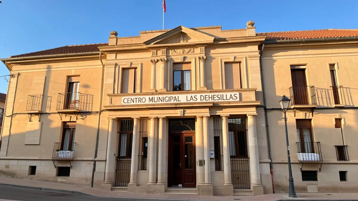 Fachada del Centro Municipal Las Dehesillas en Leganés.