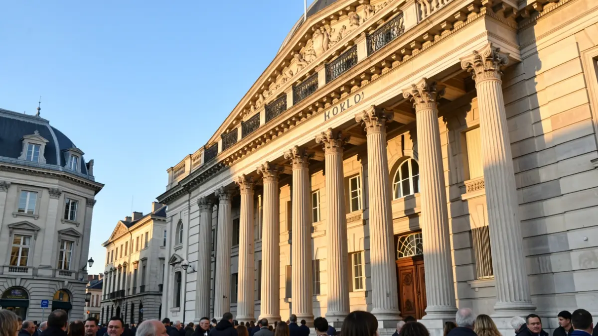Facade of a government building with classical architecture.