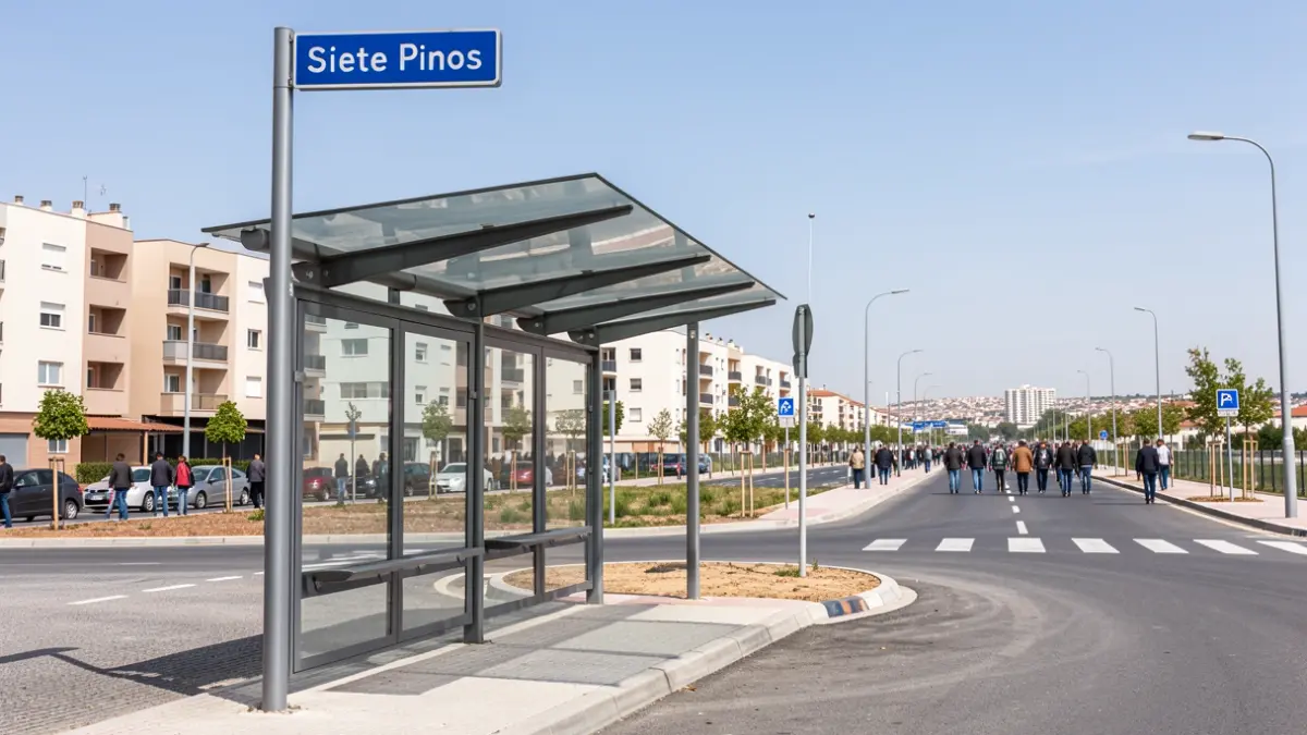 Nueva parada de autobús en Perales del Río, Getafe, cerca de la glorieta de los Siete Pinos.